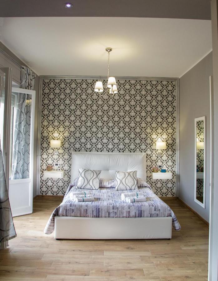 Home Syrakos B&B Siraküza Dış mekan fotoğraf