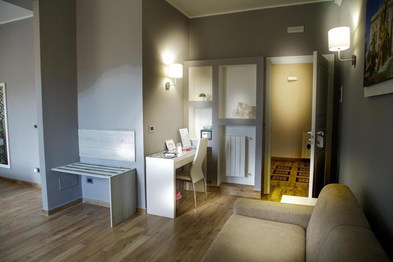 Home Syrakos B&B Siraküza Dış mekan fotoğraf